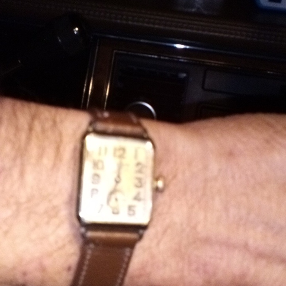 Unisex Waltham 14k solid gold wristwatch 1935_1940's